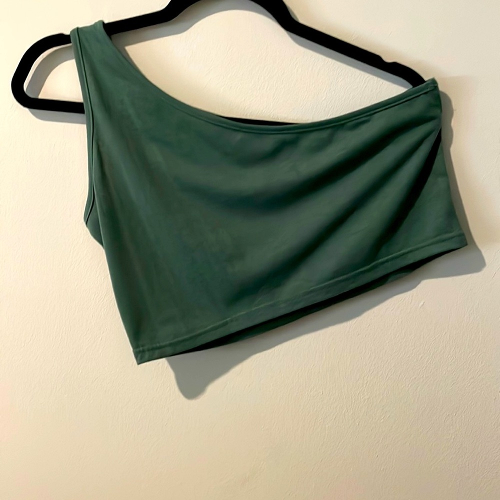 Army green one shoulder crop top